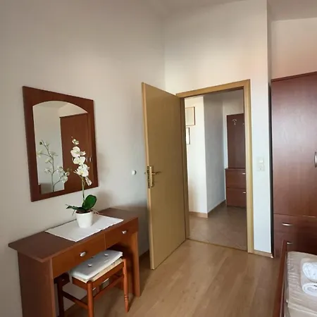 Apartment Lm *