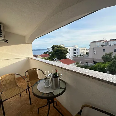 Apartment Lm