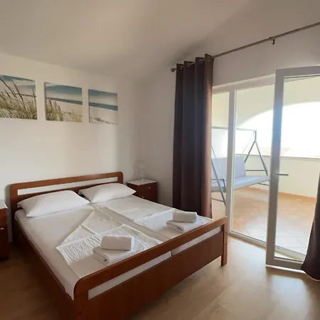 Apartment Lm *