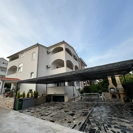 Lm Apartment Trogir